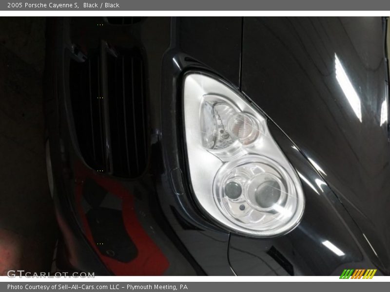 Black / Black 2005 Porsche Cayenne S