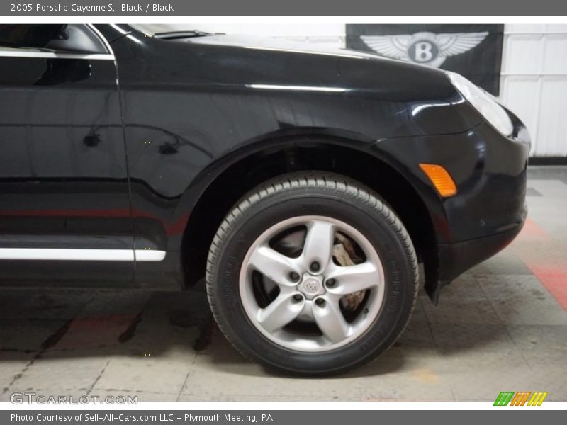 Black / Black 2005 Porsche Cayenne S