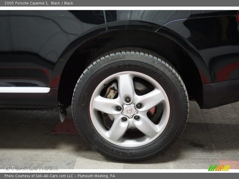 Black / Black 2005 Porsche Cayenne S