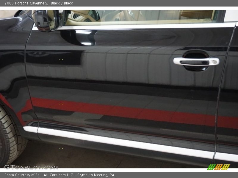 Black / Black 2005 Porsche Cayenne S
