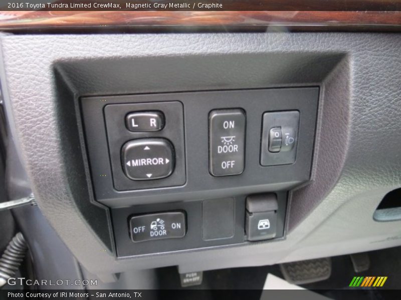 Magnetic Gray Metallic / Graphite 2016 Toyota Tundra Limited CrewMax