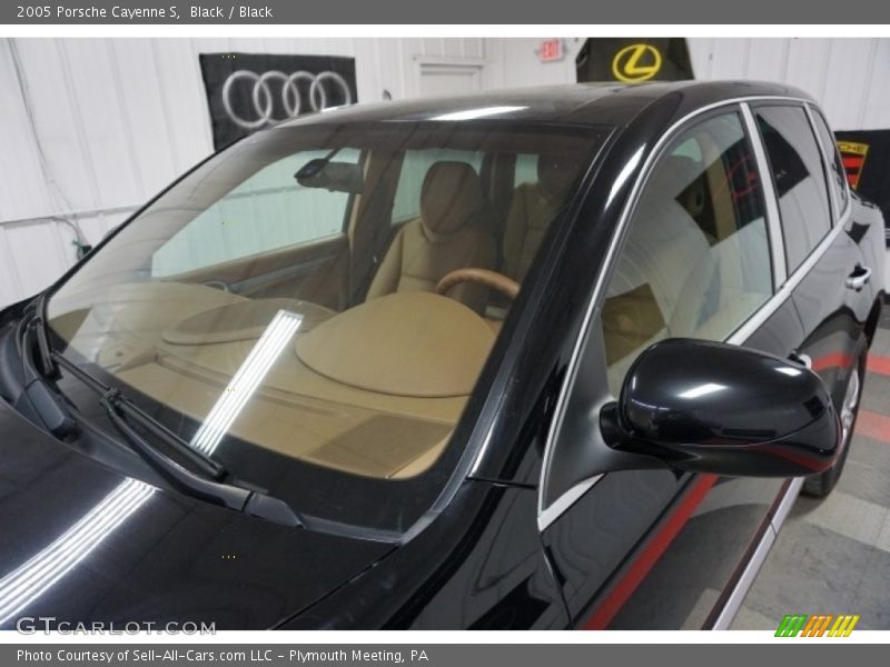 Black / Black 2005 Porsche Cayenne S