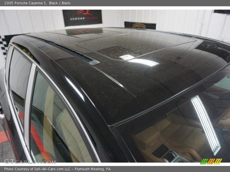 Black / Black 2005 Porsche Cayenne S
