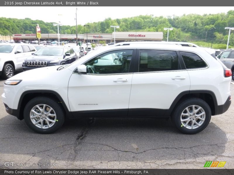 Bright White / Black 2016 Jeep Cherokee Latitude 4x4