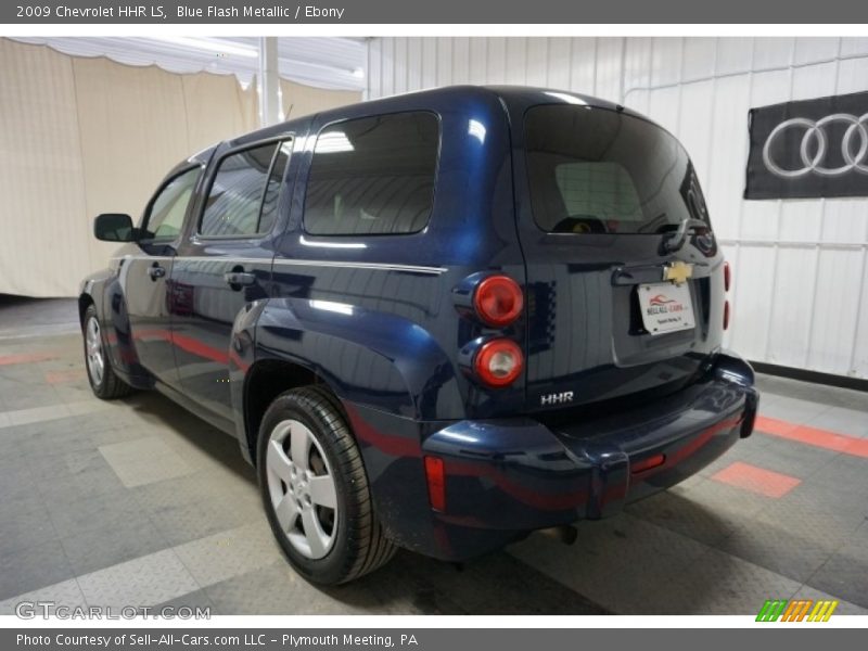 Blue Flash Metallic / Ebony 2009 Chevrolet HHR LS