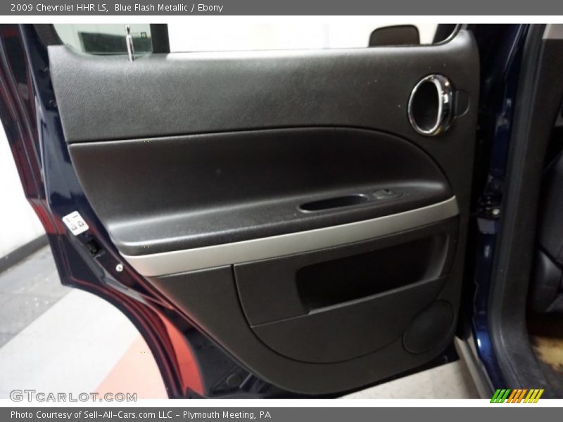 Blue Flash Metallic / Ebony 2009 Chevrolet HHR LS