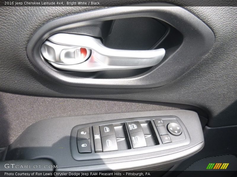 Bright White / Black 2016 Jeep Cherokee Latitude 4x4