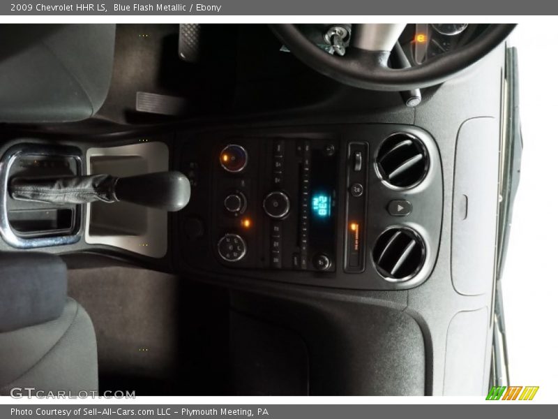 Blue Flash Metallic / Ebony 2009 Chevrolet HHR LS