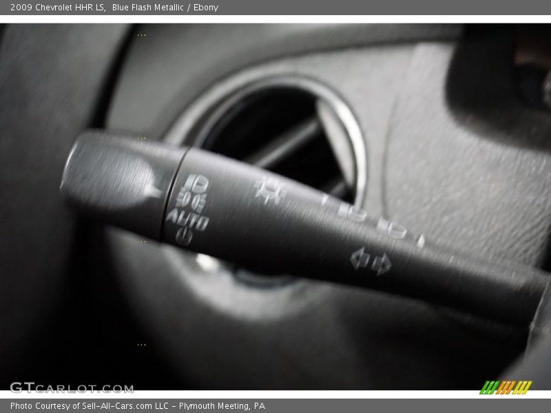 Blue Flash Metallic / Ebony 2009 Chevrolet HHR LS