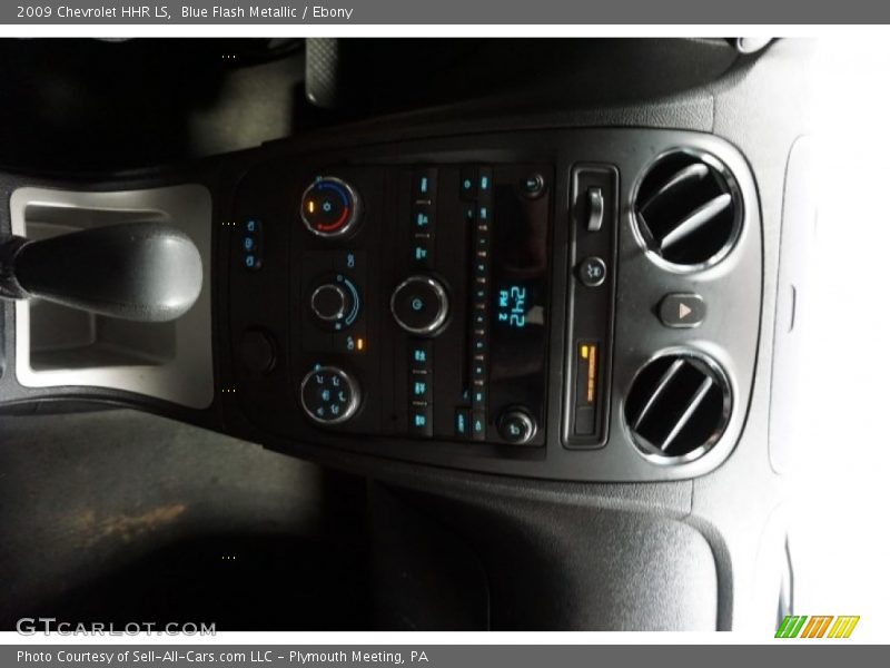 Blue Flash Metallic / Ebony 2009 Chevrolet HHR LS