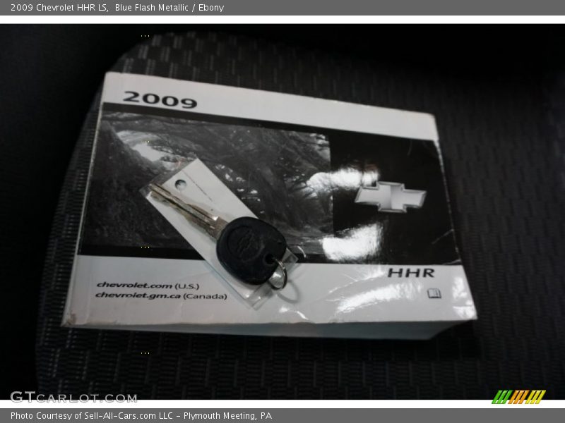 Blue Flash Metallic / Ebony 2009 Chevrolet HHR LS