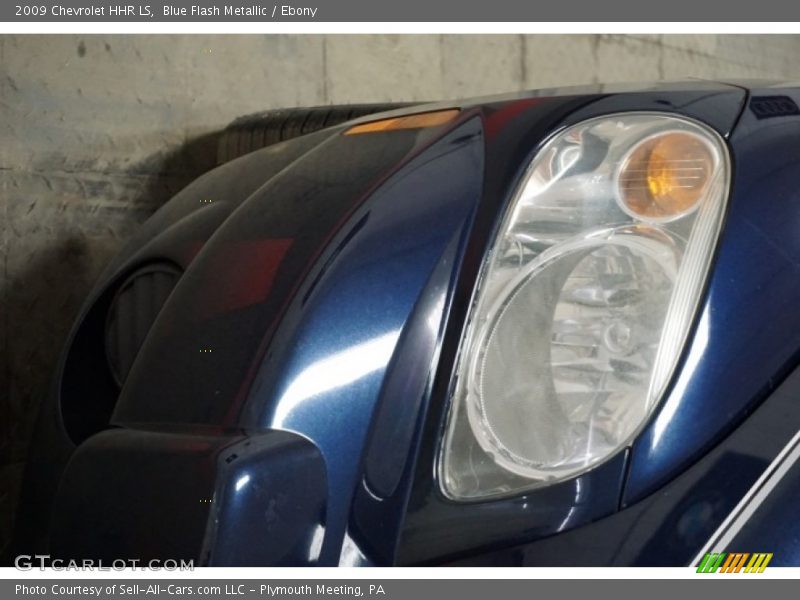 Blue Flash Metallic / Ebony 2009 Chevrolet HHR LS