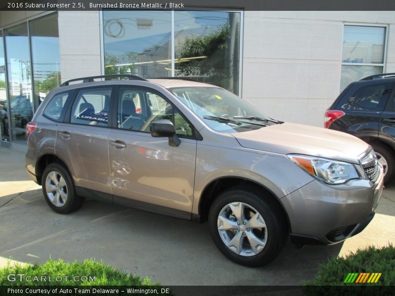 Burnished Bronze Metallic / Black 2016 Subaru Forester 2.5i