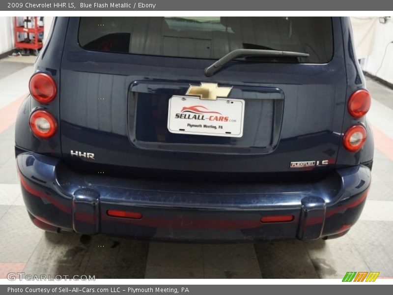 Blue Flash Metallic / Ebony 2009 Chevrolet HHR LS