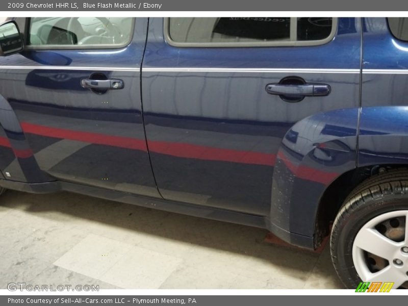 Blue Flash Metallic / Ebony 2009 Chevrolet HHR LS
