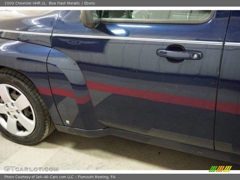 Blue Flash Metallic / Ebony 2009 Chevrolet HHR LS