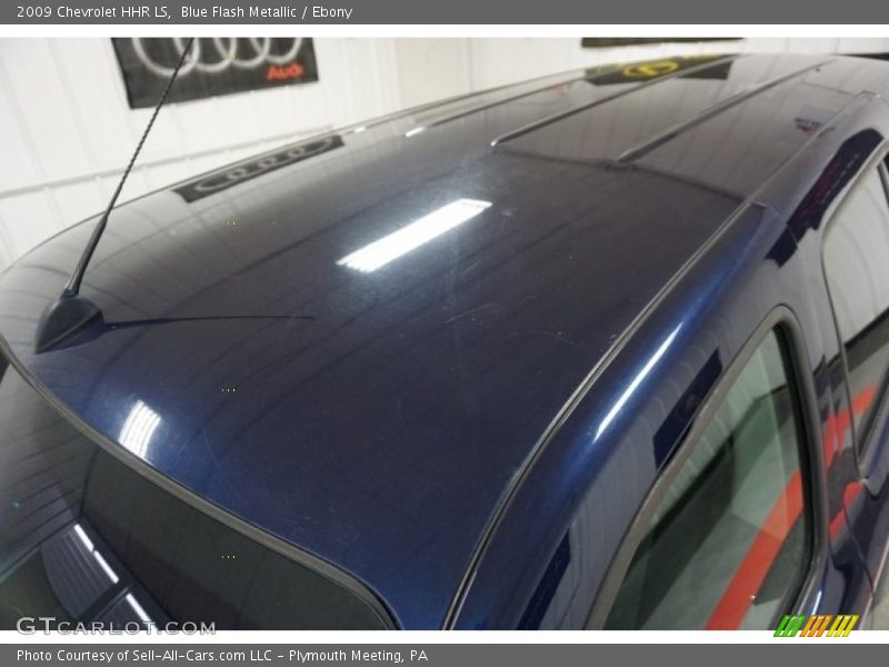 Blue Flash Metallic / Ebony 2009 Chevrolet HHR LS