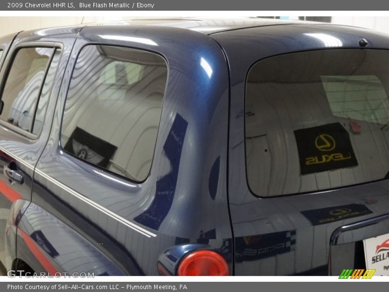Blue Flash Metallic / Ebony 2009 Chevrolet HHR LS