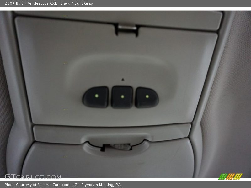 Black / Light Gray 2004 Buick Rendezvous CXL