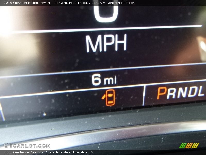 Iridescent Pearl Tricoat / Dark Atmosphere/Loft Brown 2016 Chevrolet Malibu Premier