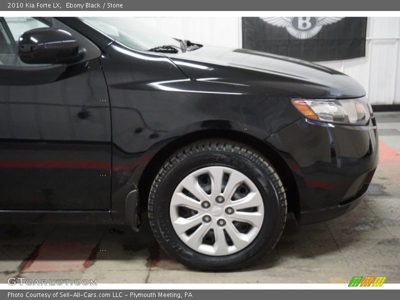 Ebony Black / Stone 2010 Kia Forte LX