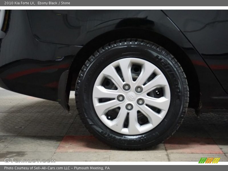 Ebony Black / Stone 2010 Kia Forte LX