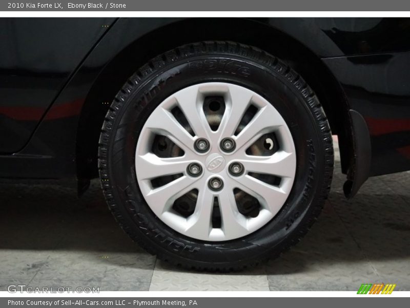Ebony Black / Stone 2010 Kia Forte LX
