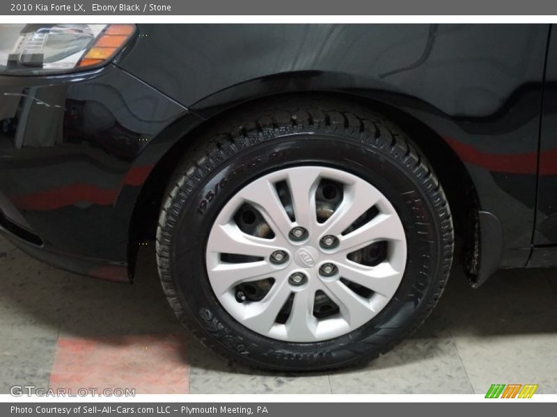 Ebony Black / Stone 2010 Kia Forte LX