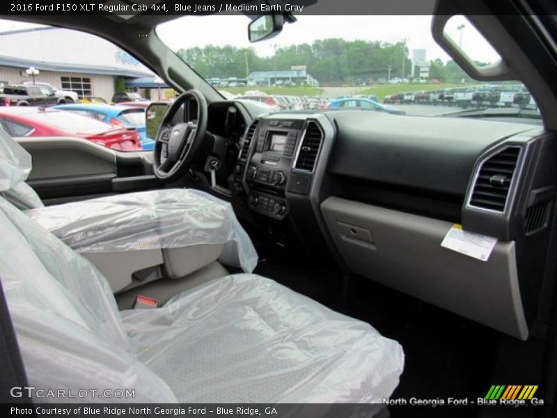 Blue Jeans / Medium Earth Gray 2016 Ford F150 XLT Regular Cab 4x4
