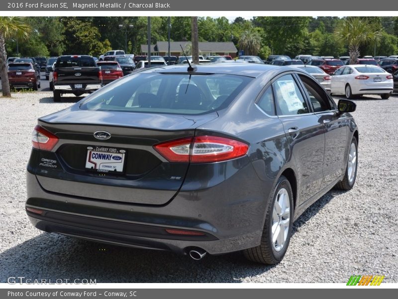 Magnetic Metallic / Charcoal Black 2016 Ford Fusion SE