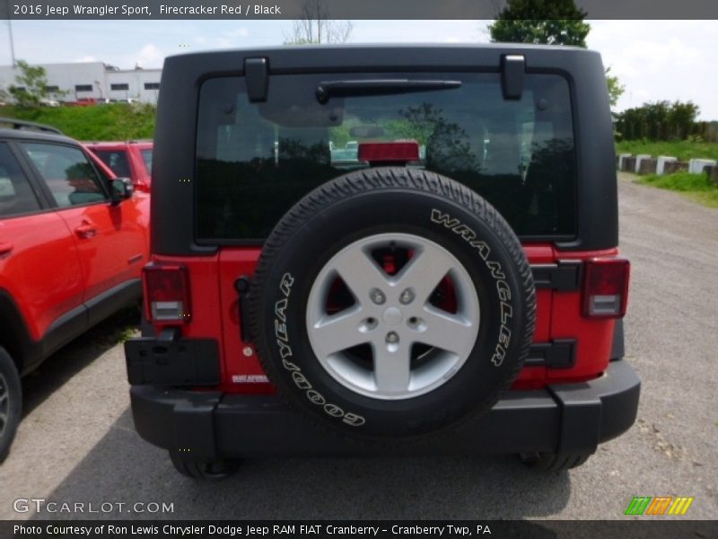 Firecracker Red / Black 2016 Jeep Wrangler Sport