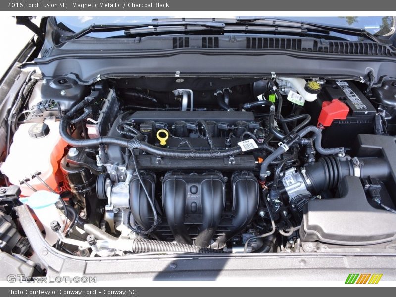 Magnetic Metallic / Charcoal Black 2016 Ford Fusion SE