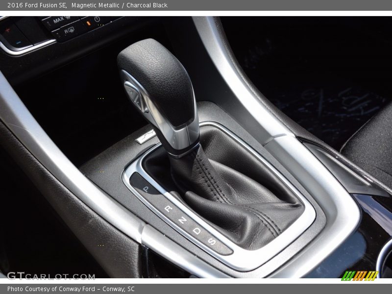 Magnetic Metallic / Charcoal Black 2016 Ford Fusion SE