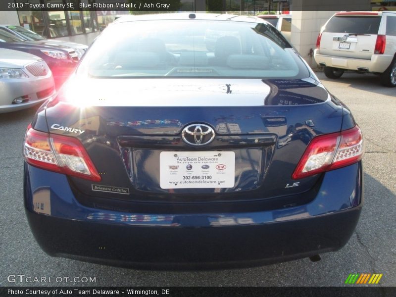 Blue Ribbon Metallic / Ash Gray 2010 Toyota Camry SE