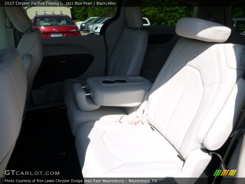 Jazz Blue Pearl / Black/Alloy 2017 Chrysler Pacifica Touring L