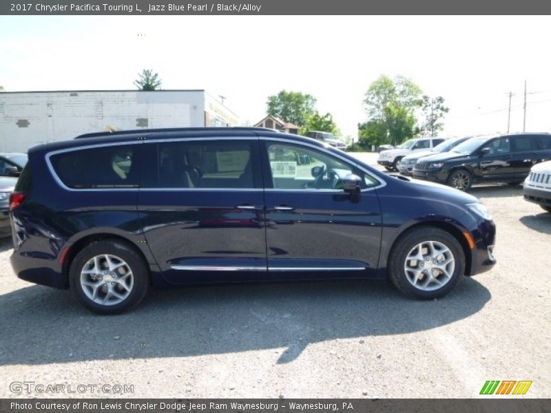 Jazz Blue Pearl / Black/Alloy 2017 Chrysler Pacifica Touring L