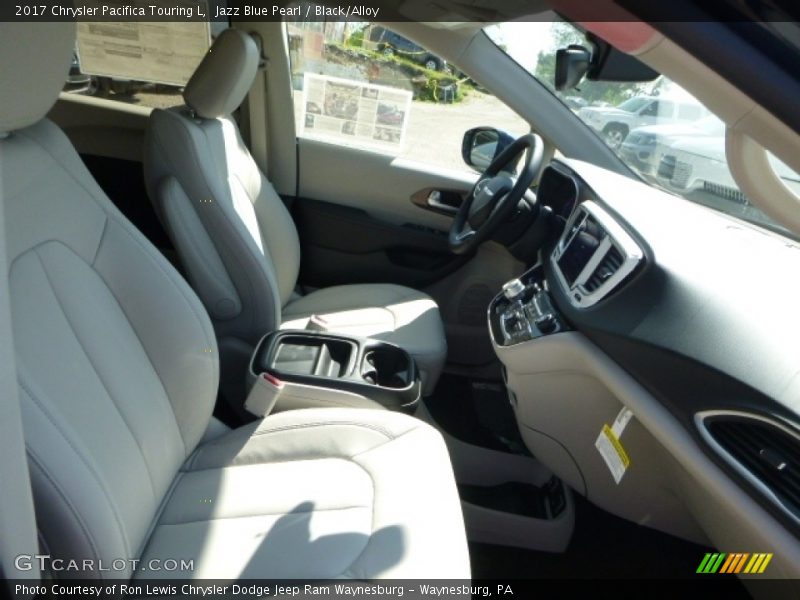 Jazz Blue Pearl / Black/Alloy 2017 Chrysler Pacifica Touring L