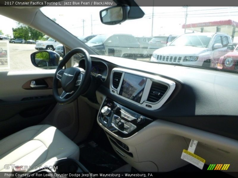 Jazz Blue Pearl / Black/Alloy 2017 Chrysler Pacifica Touring L