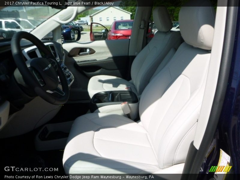 Jazz Blue Pearl / Black/Alloy 2017 Chrysler Pacifica Touring L