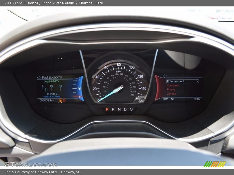 Ingot Silver Metallic / Charcoal Black 2016 Ford Fusion SE