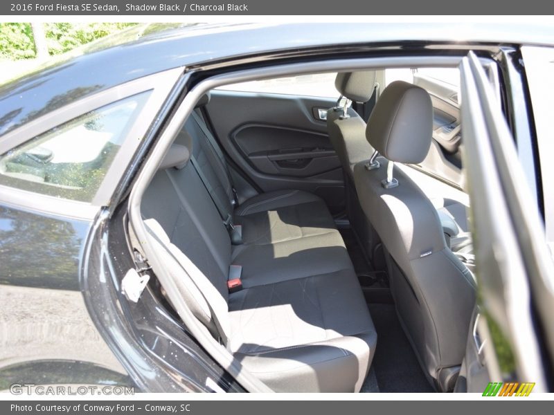 Shadow Black / Charcoal Black 2016 Ford Fiesta SE Sedan