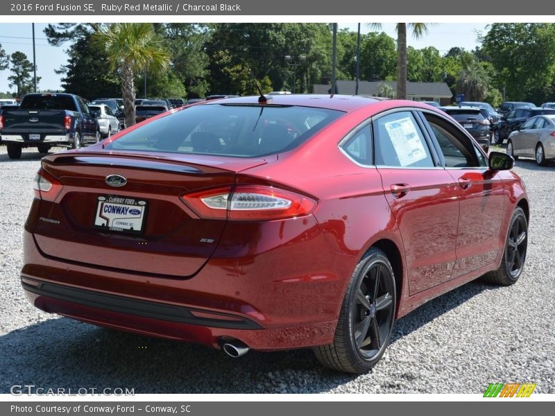 Ruby Red Metallic / Charcoal Black 2016 Ford Fusion SE