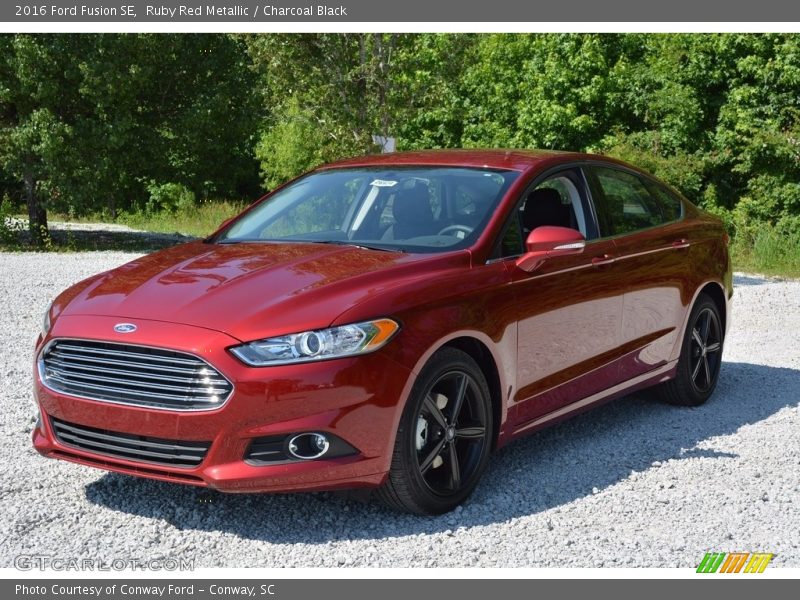 Ruby Red Metallic / Charcoal Black 2016 Ford Fusion SE