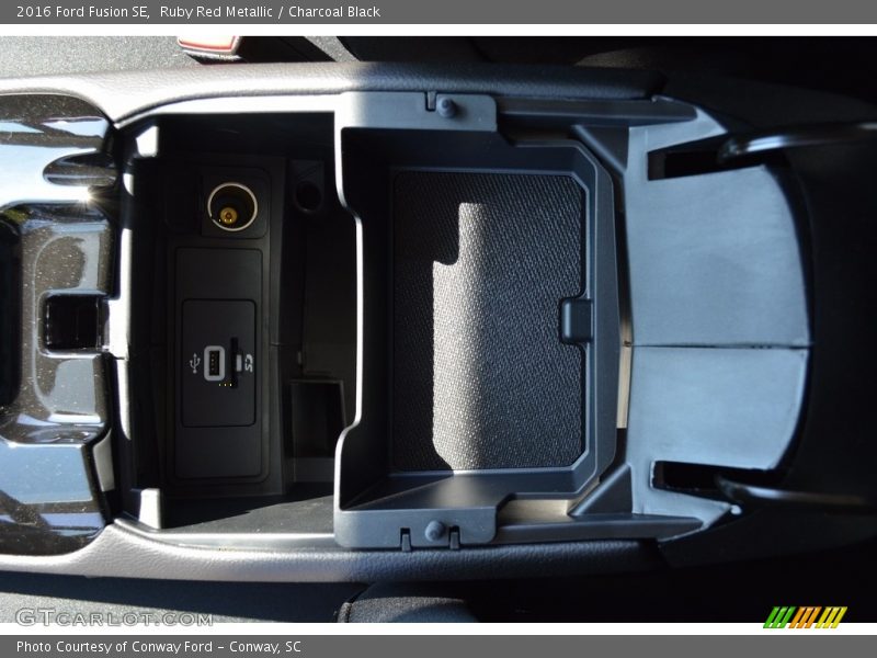 Ruby Red Metallic / Charcoal Black 2016 Ford Fusion SE