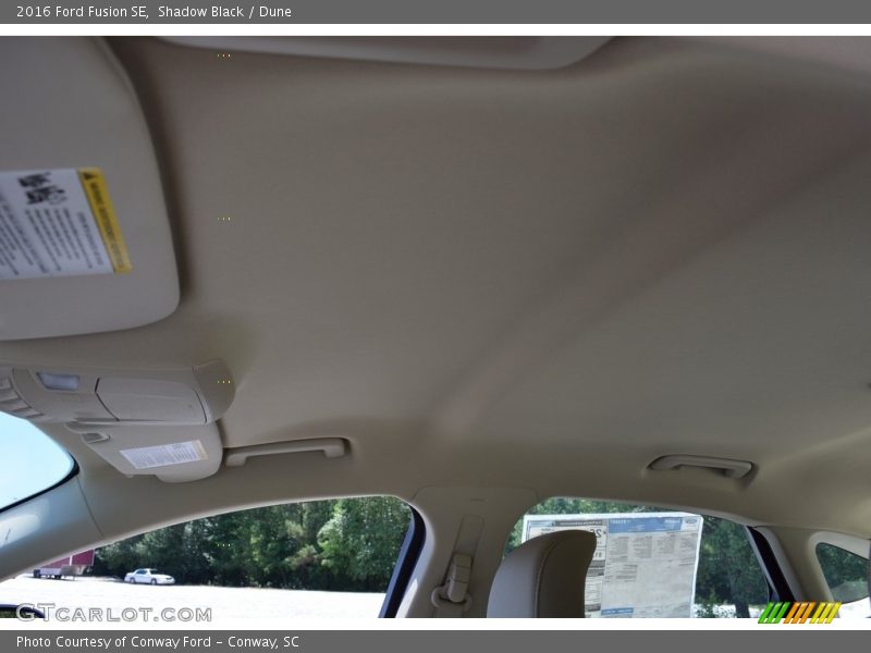 Shadow Black / Dune 2016 Ford Fusion SE