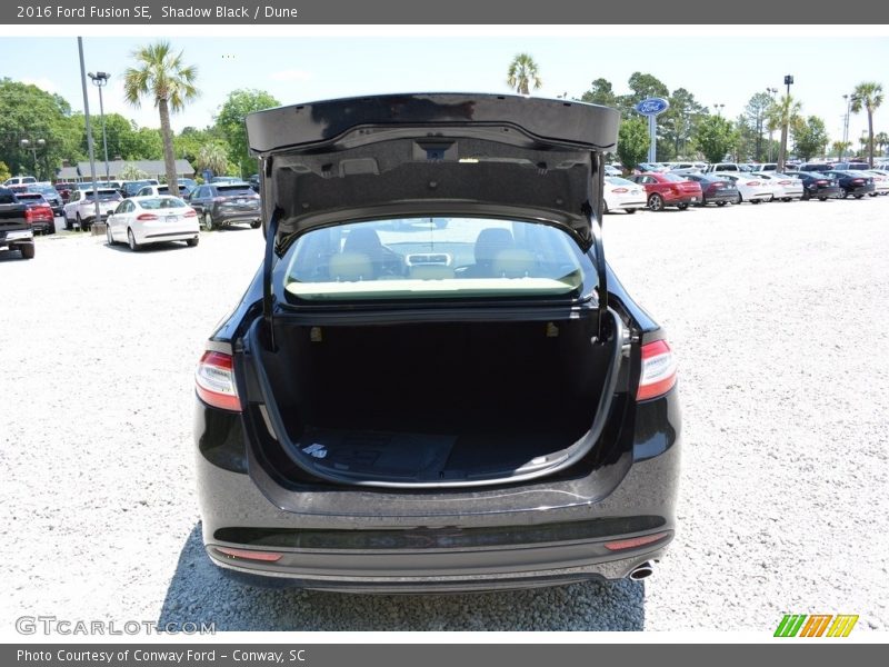 Shadow Black / Dune 2016 Ford Fusion SE