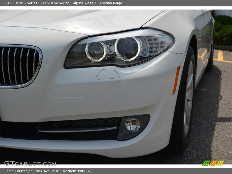 Alpine White / Venetian Beige 2013 BMW 5 Series 528i xDrive Sedan