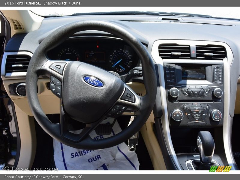 Shadow Black / Dune 2016 Ford Fusion SE