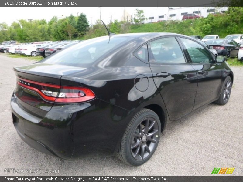 Pitch Black / Black 2016 Dodge Dart SE