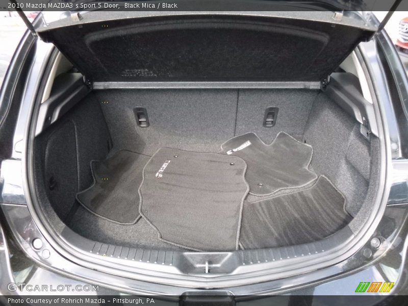 Black Mica / Black 2010 Mazda MAZDA3 s Sport 5 Door